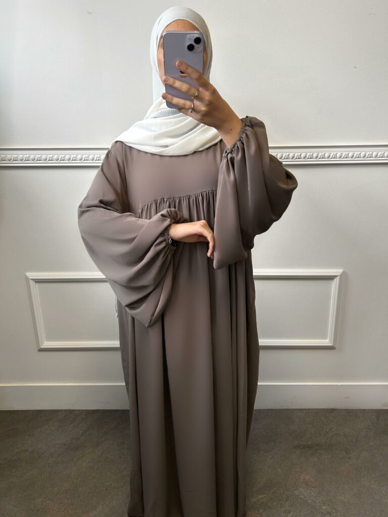 FARAH ABAYA 30% OFF main image 1