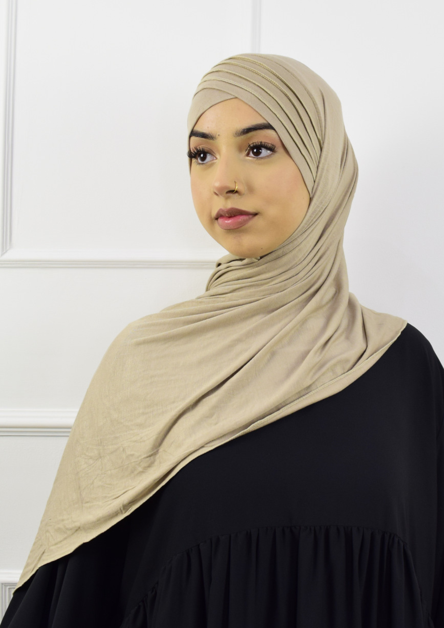 Hijab à enfiler croisé – Beige