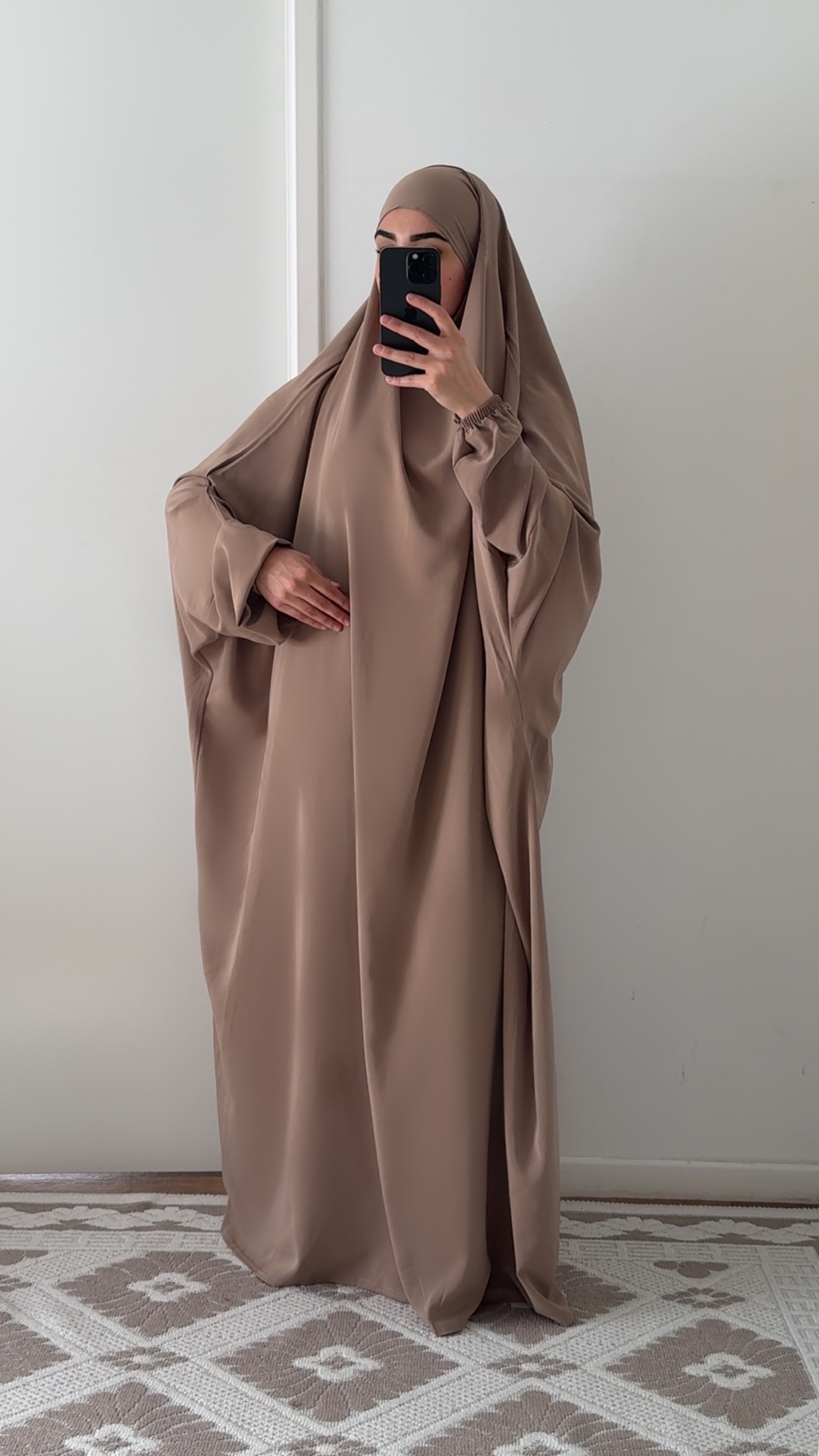 jilbab une piece soie de medine==