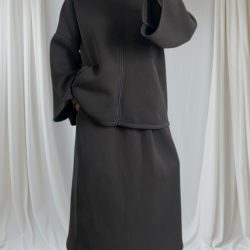 ensemble jupe gris foncé 3