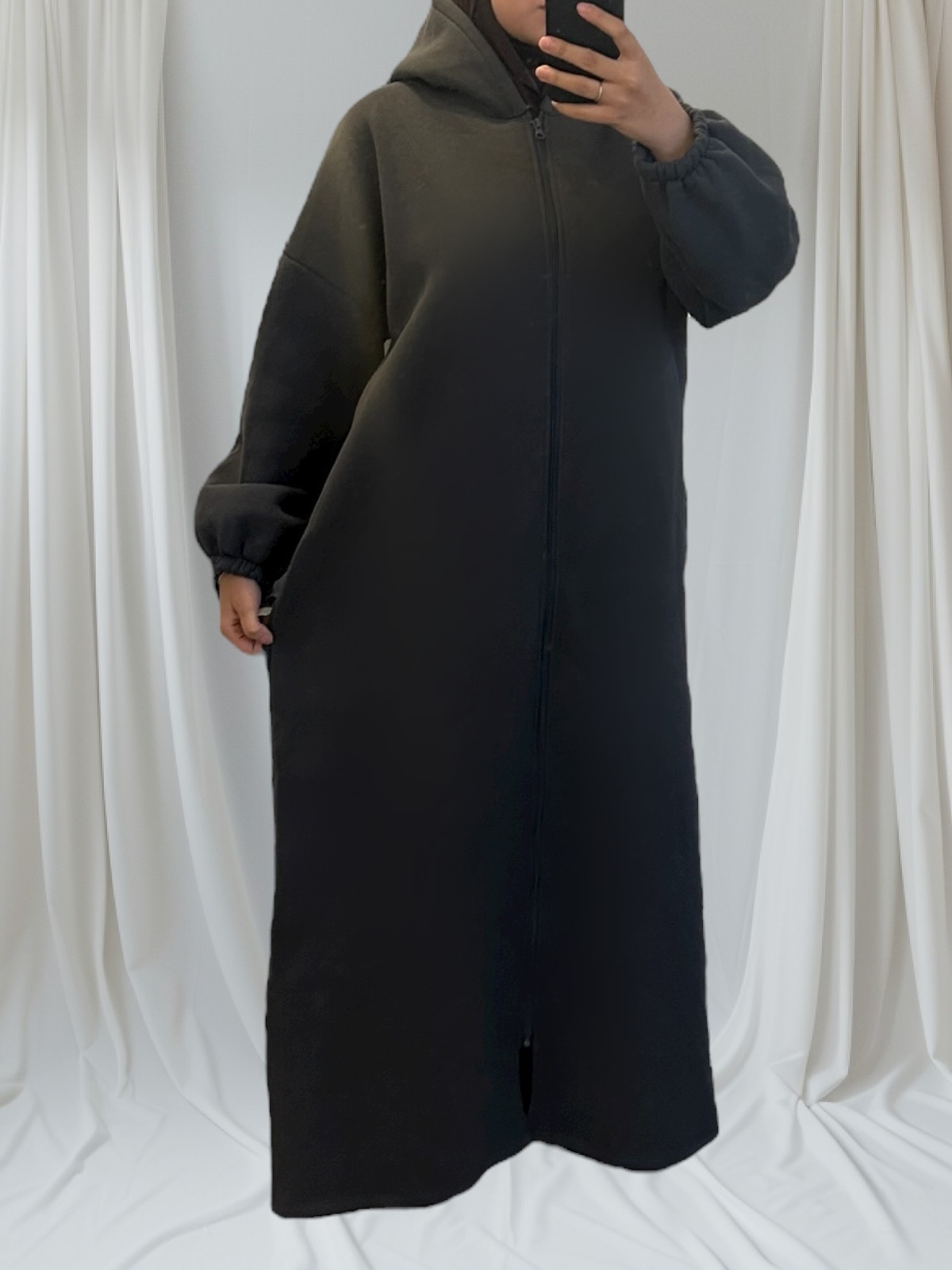 gris foncé gilet long et mastour 1